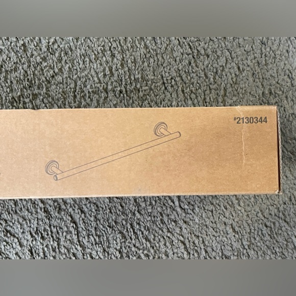 NIB 18” BRUSHED BRONZE TOWEL BAR. Allen + Roth. - Picture 2 of 7